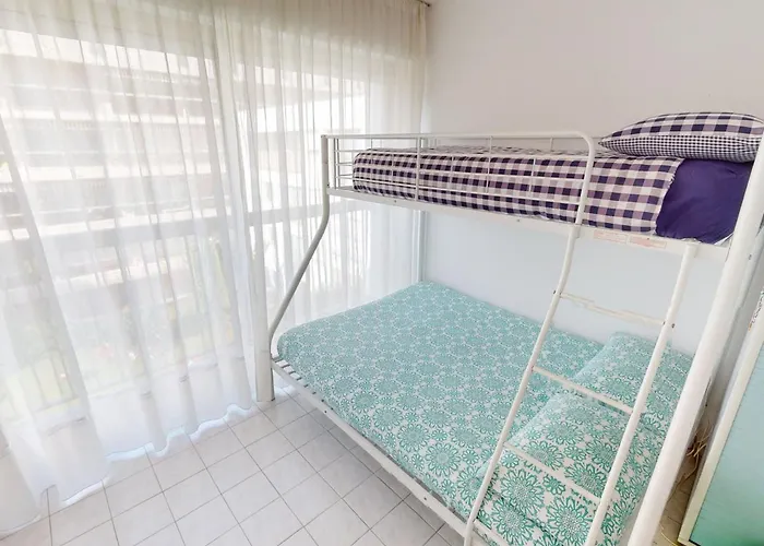 Apartment Bel Avec Terrasse, Piscine, Parking Et Wifi - Fr-1-196-321