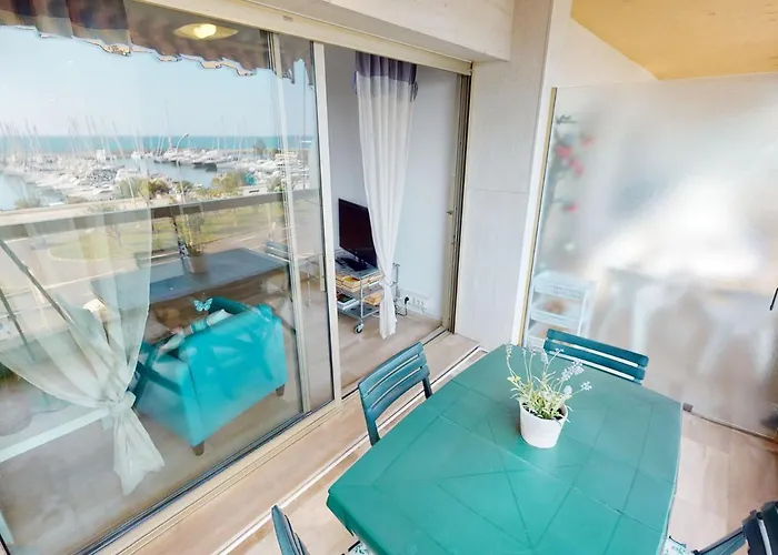 Bel Avec Terrasse, Piscine, Parking Et Wifi - Fr-1-196-321