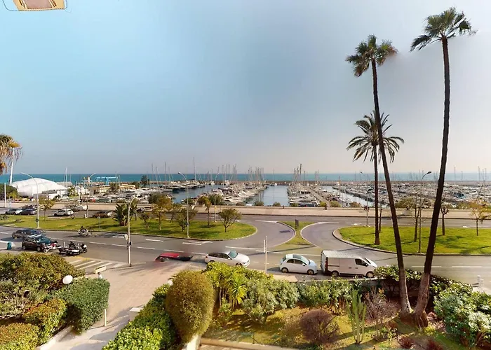 Bel Avec Terrasse, Piscine, Parking Et Wifi - Fr-1-196-321 Menton