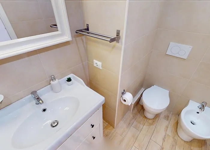 Bel Avec Terrasse, Piscine, Parking Et Wifi - Fr-1-196-321 Apartment Menton