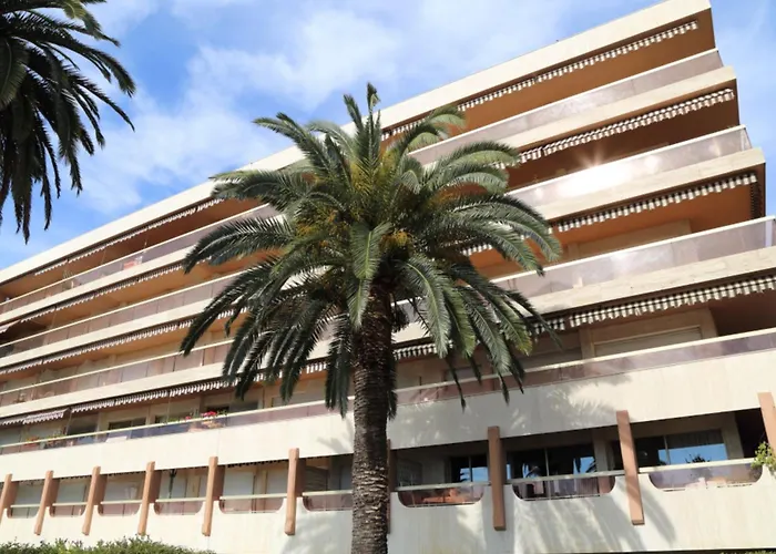 Bel Avec Terrasse, Piscine, Parking Et Wifi - Fr-1-196-321 * Menton
